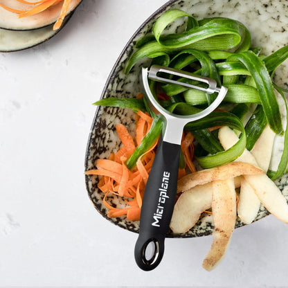 Professional Y-Peeler – Ultra-Sharp Stainless Steel Blade with Ergonomic Grip