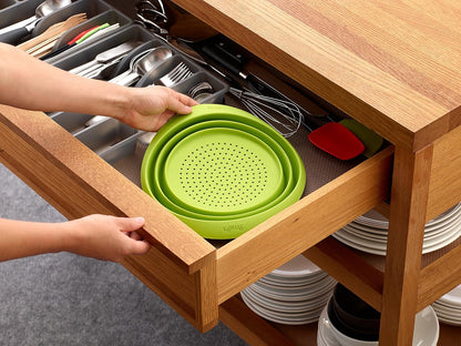 Collapsible Colander, 7 Inch - Compact Silicone Food Strainer, Space-Saving Kitchen Strainer for Pasta, Fruits, Vegetables - BPA-Free & Durable Anti-Slip Handles, Easy to Store & Clean (Green)