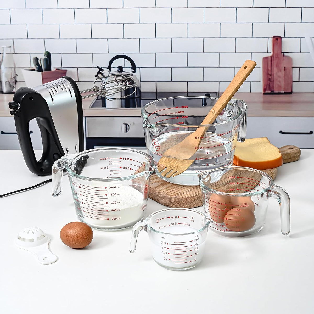 Glass Measuring Cups Set of 4 – Heat-Resistant, Easy-Read Measurements, Ergonomic Handle & Pour Spout, Dishwasher Safe, Kitchen Bakeware Liquid Batter Mixing Bowls (1 cup, 2 cup, 4 cup, 8 Cup)