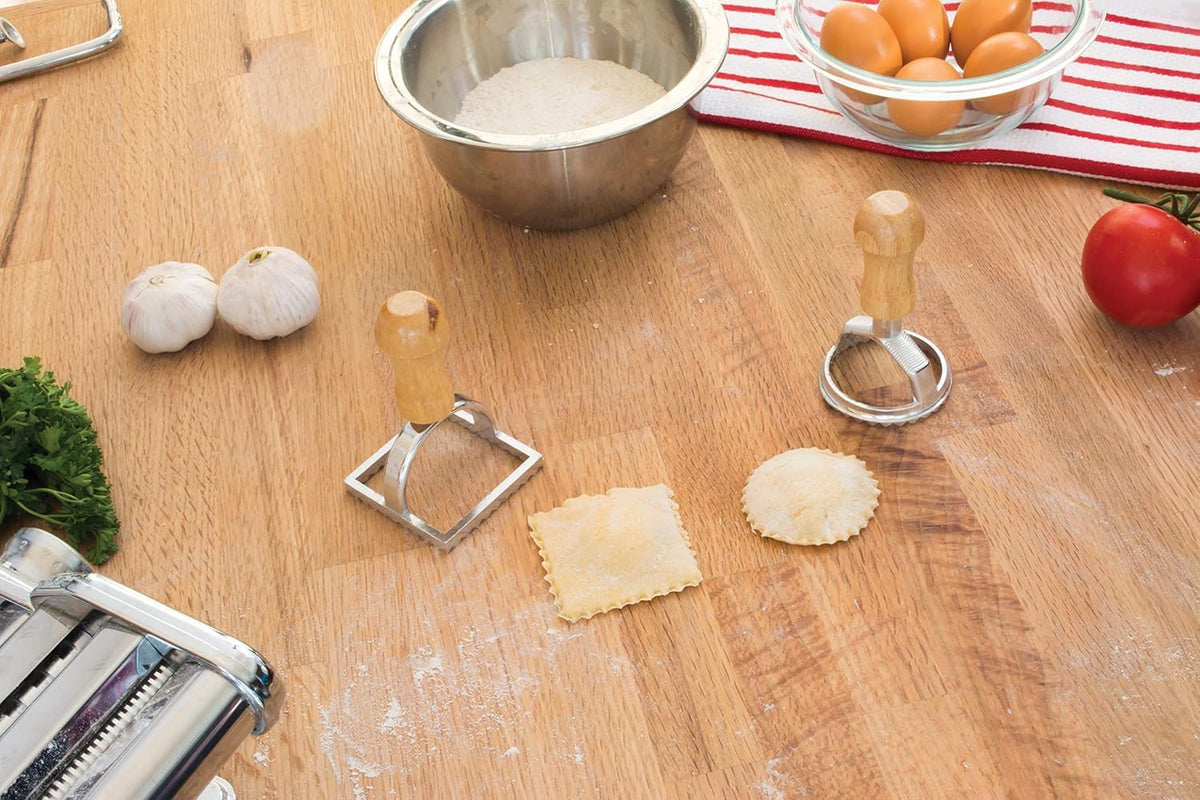 Ravioli Maker Stamp With Wooden Handle, Fluted Heart Shape, For Homemade Pasta, Cookies, Everyday Meals, And Holidays, 2.5-Inch