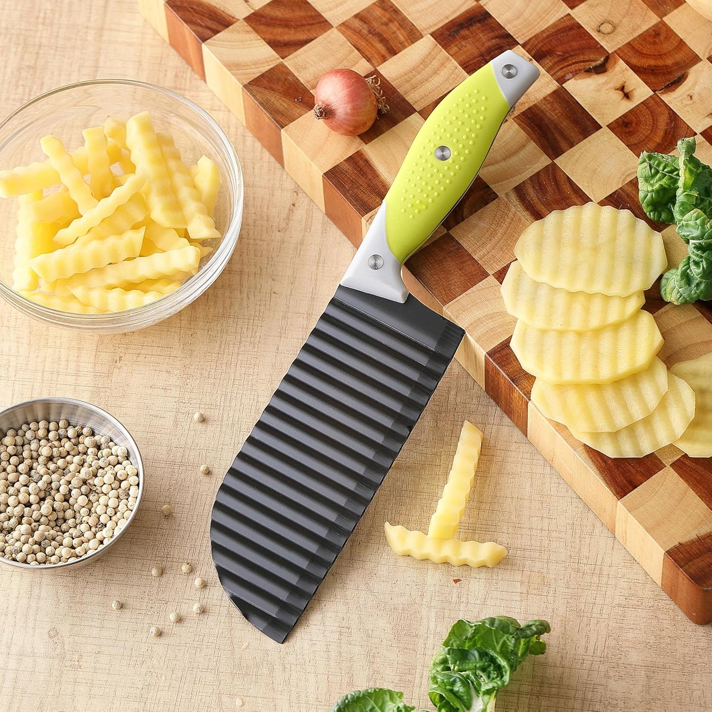 VRUIFA French Fry Cutter for Wave Fries, Crinkle Cutter for Veggies, Potatoes, Cucumber, Carrot and Fruit, with Non-slip Handle, Dishwasher Safe