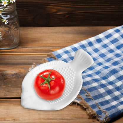 Fish-Shaped Ceramic Garlic Grater Plate Manual Grinder for Ginger Garlic Vegetables Compact Dishwasher Safe Kitchen Tool 4.72X2.75X1.18In
