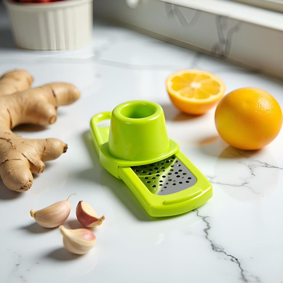 Green Multifunction Ginger Grater Tool Mini Grater Nutmeg Grinder Garlic, Kitchen Manual Fruit Vegetable Nuts Chopper Grinder Garlic Presses Kitchen Utensils and Gadgets