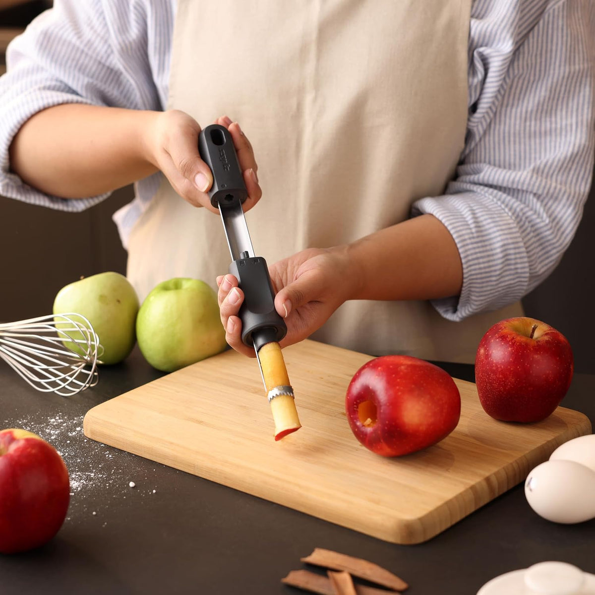 Easy Twist Apple Corer