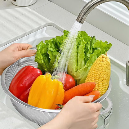 Stainless Steel Colander, 3-Quart Micro-Perforated Metal Colander Strainer with Handle for Kitchen/Draining Pasta/Rinsing Vegetables Fruits,Dishwasher Safe - 8.8 Inches