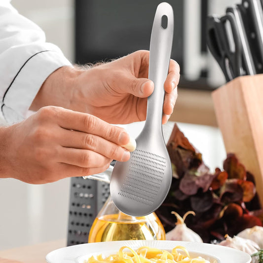 2pcs Stainless Steel Garlic Ginger Fruit Vegetable Grater Spoon Press Garlic Crusher Mincer Cutter Zester for Cheese Chocolate Baby Food Kitchen