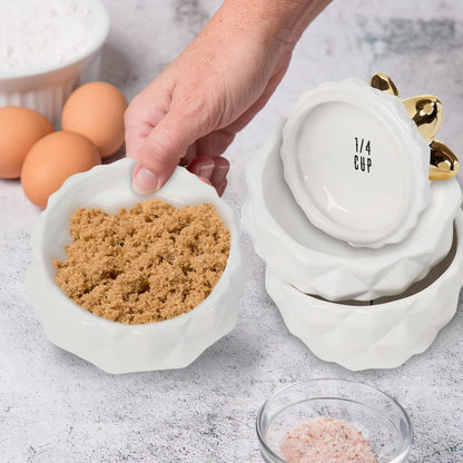 White Cat Measuring Cups & Spoons Gift Set – Ceramic Kitchen Tools for Cat Lovers & Bakers – 4 Measuring Cups and 4 Measuring Spoons – Unique Gift for Kitchen, Baking, and Cat Lovers