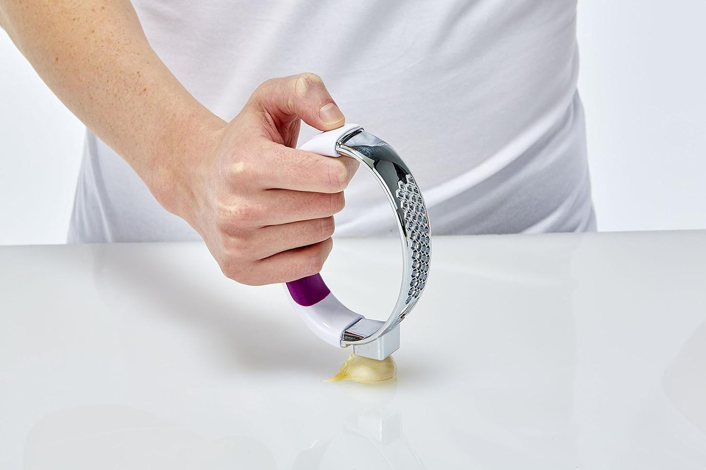 Garlic Press Rocker - Stainless Steel Garlic Crusher Mincer - Ergonomic Handle Garlic Cloves Grater, Squeezer - Kitchen Gadget Food Grade Chopper, Grinder, Peeler - Easy Clean (White/Purple)