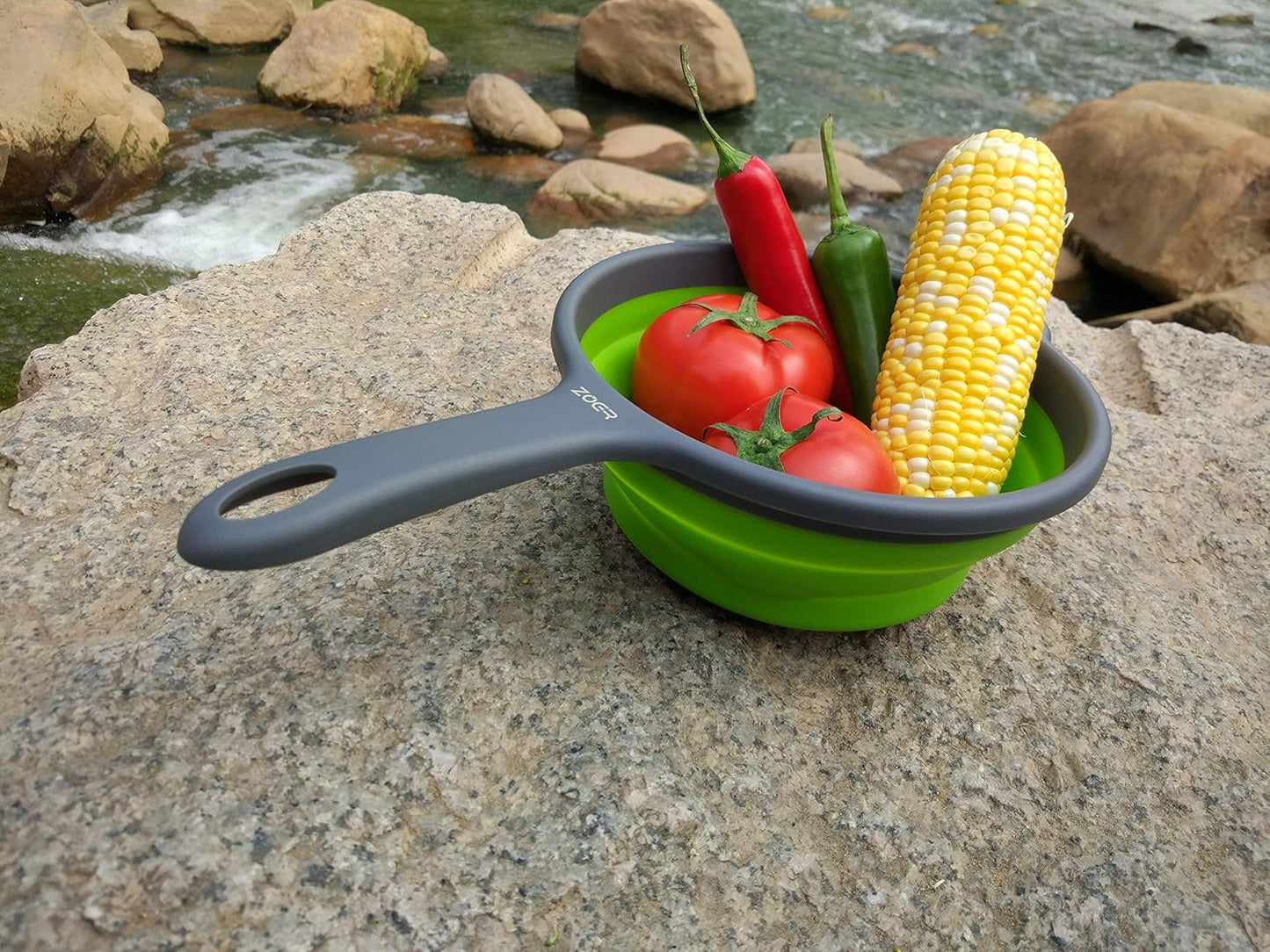 Kitchen Foldable Pasta Strainers,Collapsible Colanders with Handles,Space-Saver Folding Silicone Strainers Colander,Capacity of 2 quart (Green)