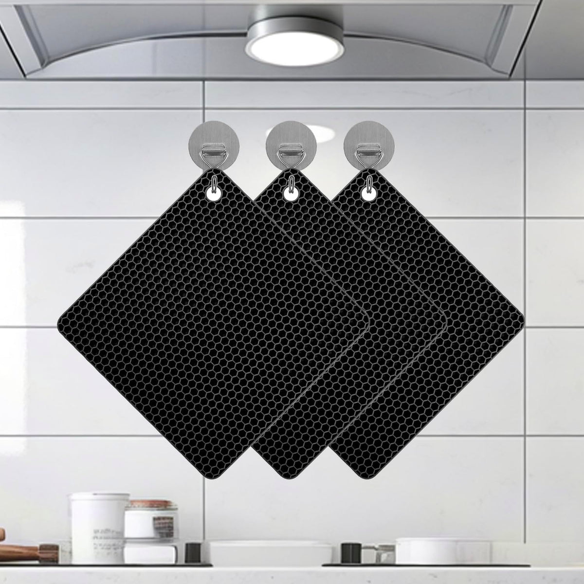 Silicone Non-Slip, Heat Resistant & Water-Trapping Trivet Mats for Water Glasses & Teacup & Coffee Cup & Dishes & Cookware, Multipurpose Kitchen Table Coaster, 5.5-Inch, 2 Pcs, Black