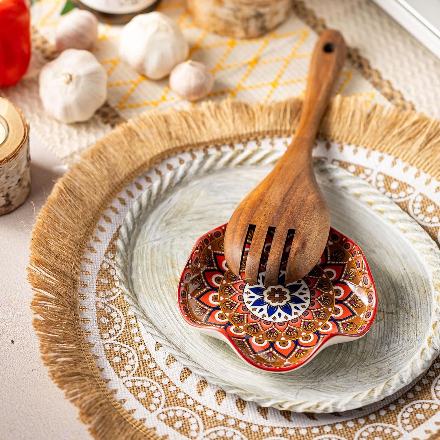 Spoon Rest for Stove Top, Spoon Holder for Stove, 5.3In Ceramic Spoon Rest for Kitchen Counter, Coffee Spoon Holder with Ruffled Edge, Farmhouse Spatula Holder for Kitchen Decor, Beige