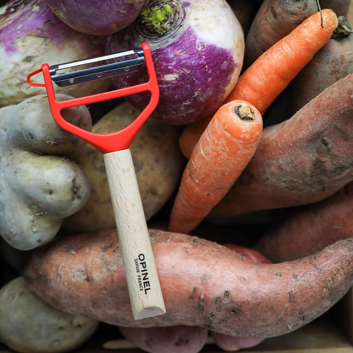 T-DUO Peeler - Beech Wood Handle - Double Stainless Steel Blade - Vegetable Peeler, Preparation of Juliennes - Ideal for Right and Left Handed People - Blue