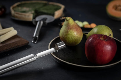 Essential Zester – Ultra-Sharp Stainless Steel Blade for Citrus, Spices & Fine Grating