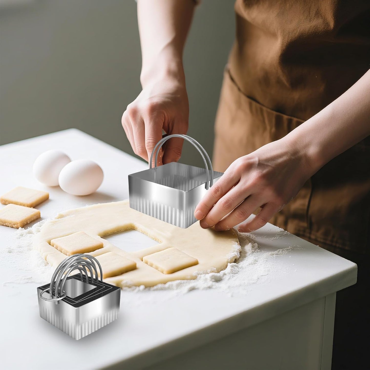 5 Pcs Square Biscuit Cutter Set with Handle | Wave Cookie Cutters with Fluted Edge, Stainless Steel Cookie Shaper, for Dough Cutting, Baking Tools