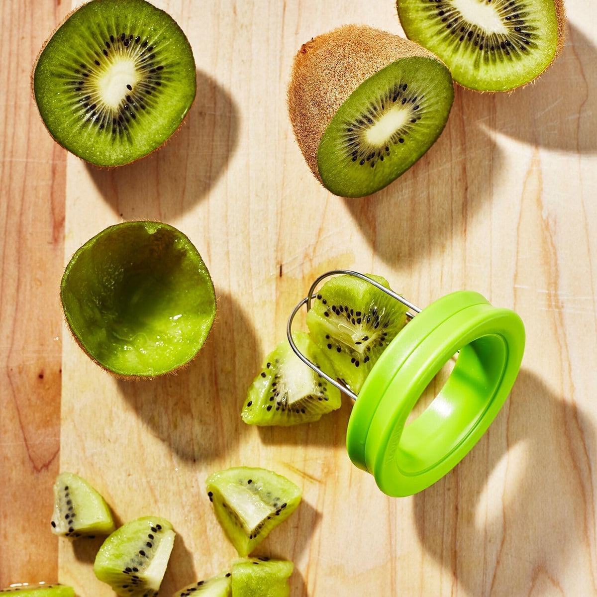 Kiwi Peeler and Slicer - 2-in-1 Fruit Prep Tool for Quick Meal Prep & Healthy Eating, Easy Grip Handle, Durable Stainless Steel, BPA-Free, Dishwasher Safe