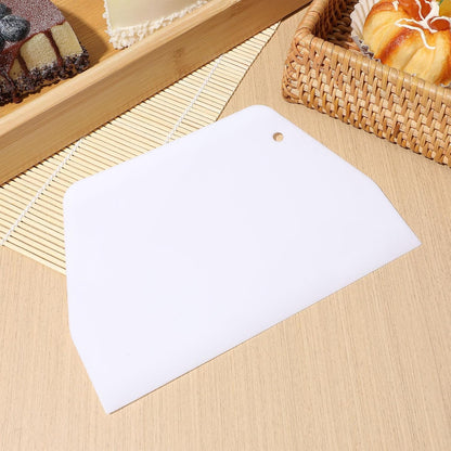 2pcs Plastic Dough Scraper & Cake Decorating Tool - Bowl Scraper for Baking, Frosting Smoother Tool for Decorating Cakes Kitchen Use