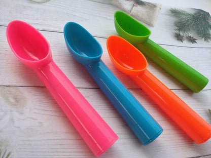 4 Pack Plastic Ice Cream Scoop Nonstick Anti-Freeze Ice Cream Scooper for Fruits, Watermelon, Yogurt, Melon Ball, Sorbet Spoon Kitchen Tool (Orange, Green, Blue, Pink)