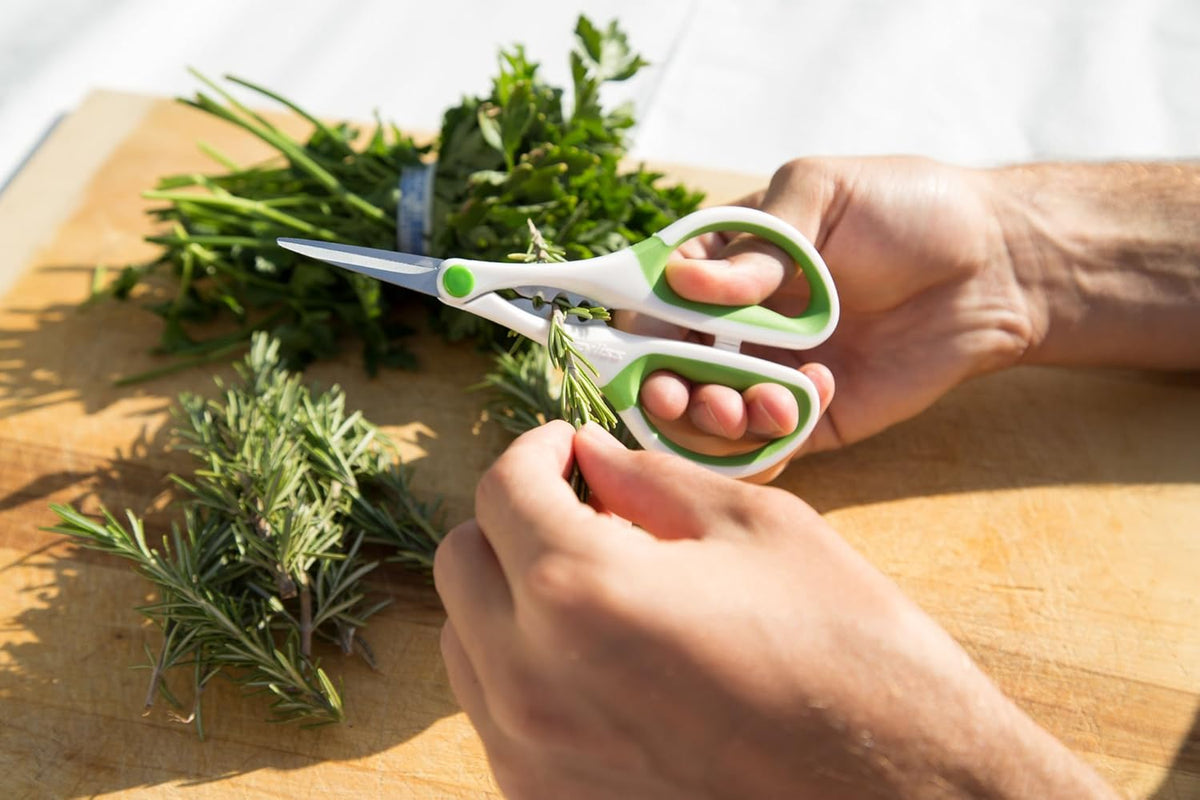 Herb Snippers with Integrated Stem Stripper – Precision Blade Kitchen Scissors for Fresh Herbs, Parsley, Cilantro & Chives – Ergonomic Wheat Straw Handle, Left/Right-Handed, Dishwasher Safe