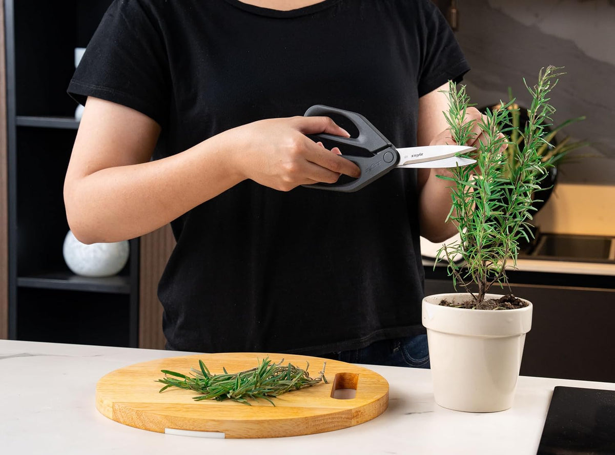 Herb Snippers with Integrated Stem Stripper – Precision Blade Kitchen Scissors for Fresh Herbs, Parsley, Cilantro & Chives – Ergonomic Wheat Straw Handle, Left/Right-Handed, Dishwasher Safe