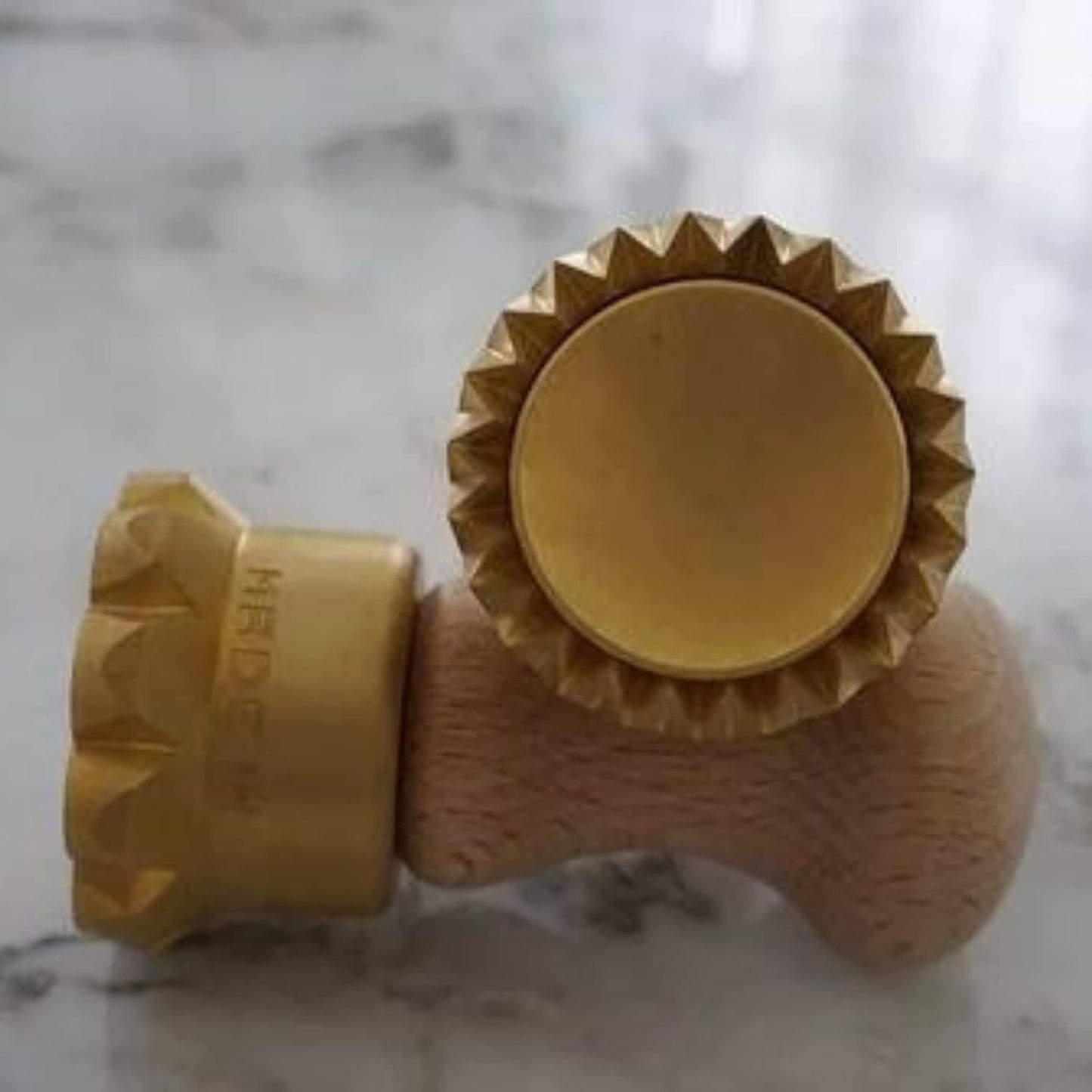 La Gondola Homemade Ravioli Stamp - Round Festooned 1.97in | Italian Pasta Making Tool for Home and Business | Brass & Natural Wood | Sturdy & Easy to Use Ravioli Stamp | Ravioli Cutter Made in Italy