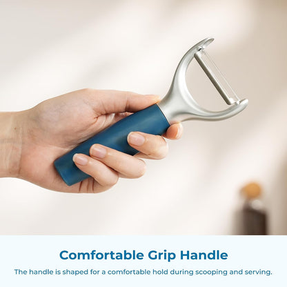 Garlic Press, Stainless Steel Garlic Mincer with Premium Zinc Alloy Construction, Easy-Squeeze Ergonomic TPE Non-Slip Grip Handles, Reverse Cleaning Bumps and Dishwasher Safe Design, Blue