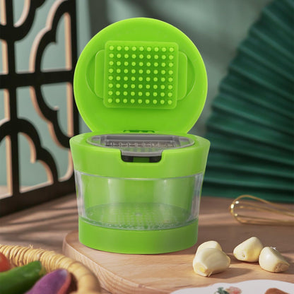 Garlic Press Chopper Stainless Steel Garlic Clove Crusher Hand Press Slicer for Easy Peeling and Mincing Compact Kitchen Utensil with Portable 2.95 X 2.95 X 2.55 in Design