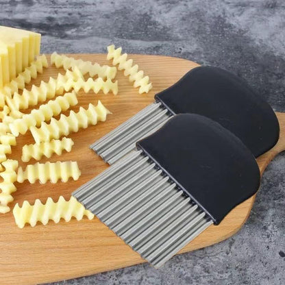 Large Crinkle Cutter - Potato Slicer Wave Chopper - Stainless Steel Wave Cutter for French Fry, Vegetable and Fruit (1 Pack)