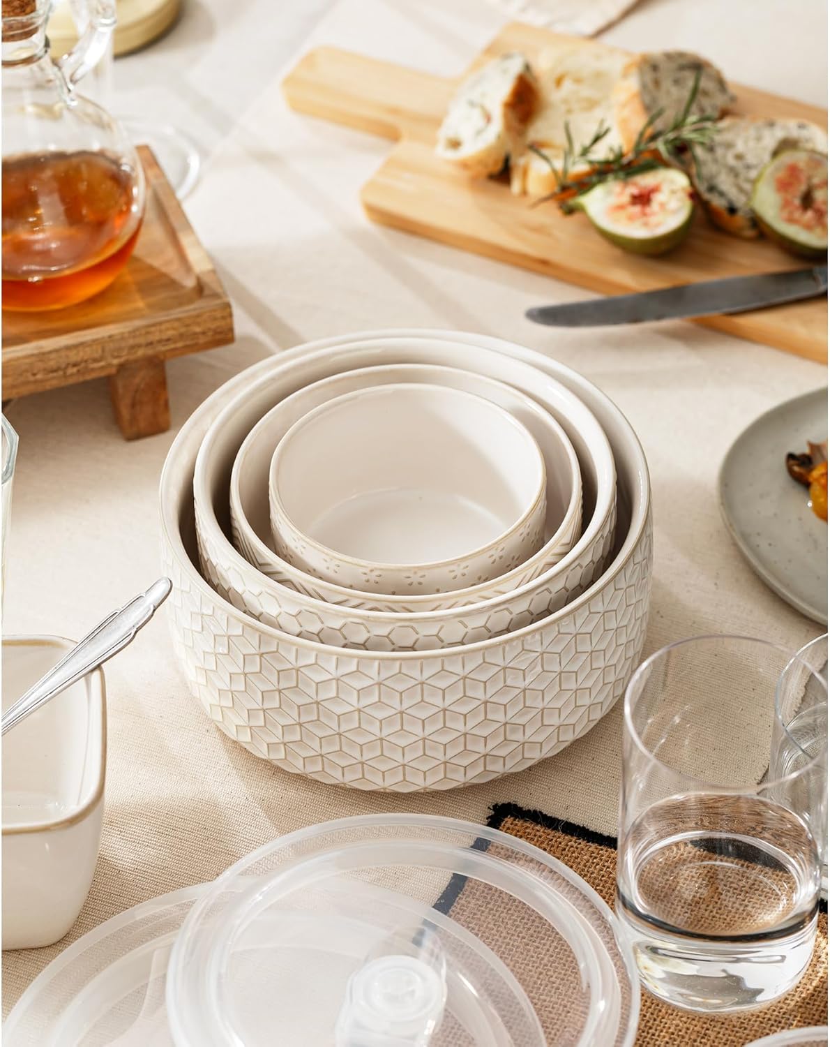 Serving Bowls with Lids, Ceramic Embossed Nesting Mixing Bowls, Set of 4, Serving Bowls Set for Food Storage, Popcorn, Salad etc, Microwave & Dishwasher Safe, 10/18/33/50 OZ, Off-White