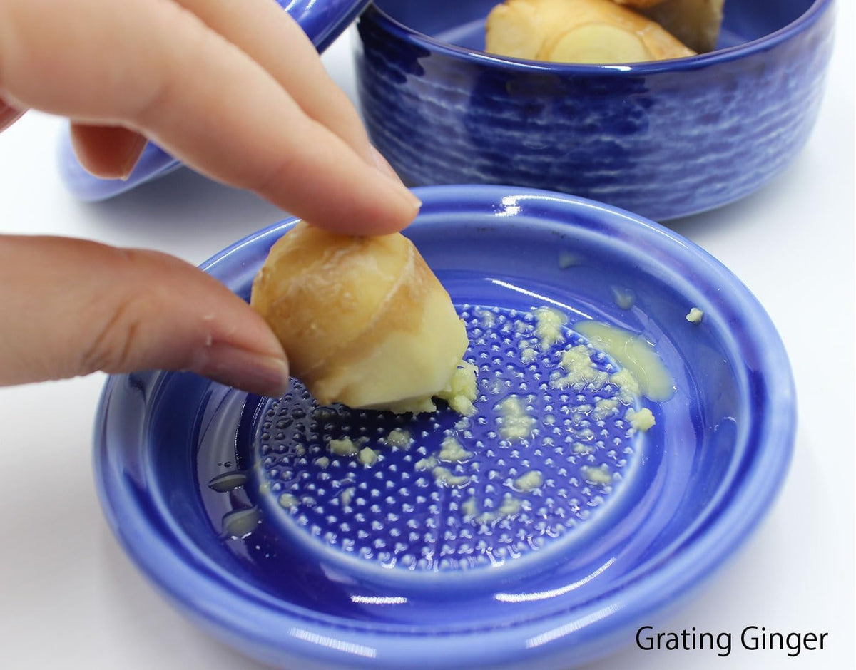 Japanese Grater Traditional Handcrafted Porcelain Minoyaki Indigo Blue with Mini Bowl and Lid for grating Radish Garlic Ginger (Indigo Blue, φ 4.33)