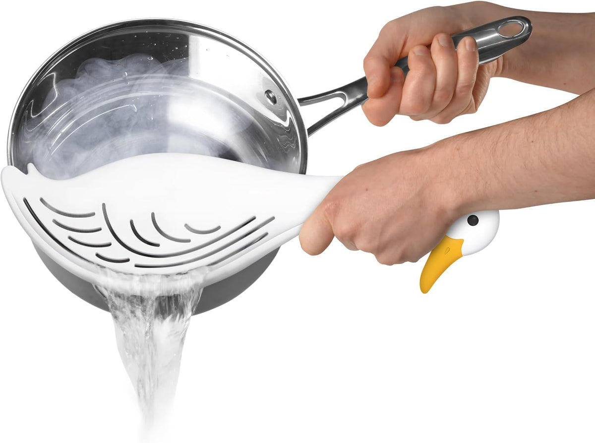 WATERFOWL Goose Pot Strainer – Great for Pasta and Vegetables - Easy One-Handed Draining - Space-Saving Design - Funny Kitchen Gadget and Accessory