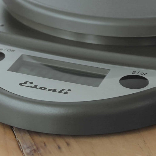 "Escali Primo Digital Kitchen Scale –SCDG11M Digital Food Scale Grams and Ounces for Cooking, Baking, Restaurants, Compact Design, Battery Operated, Removable Platform, 11lb/5kg, Metallic Gray"