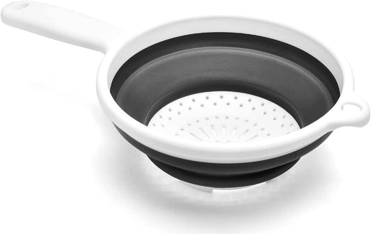 Collapsible Kitchen Strainer with Handle - Silicone Colander - Collapsible Colander and Strainer to Rinse your Pasta, Salad Leaves, Fruits, & Vegetables - Heavy Duty Foldable Heat Resistant
