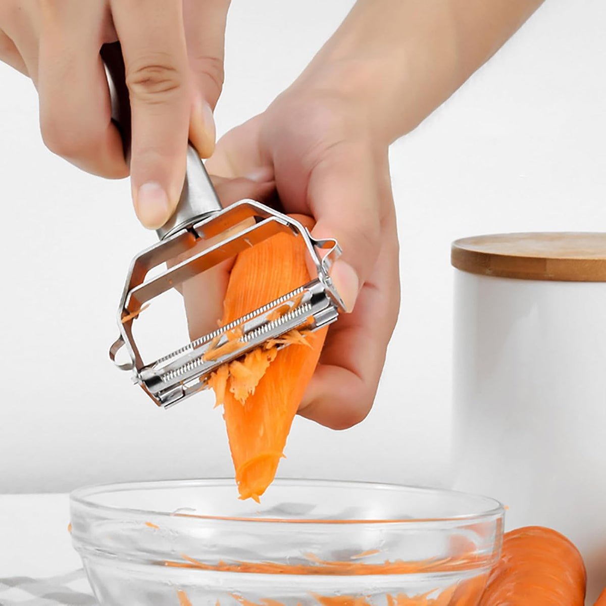 Julienne Peeler Stainless Steel Vegetable Peeler,for Potato Carrot Melon Apple Vegetable Cutter Slicer,with Cleaning Brush