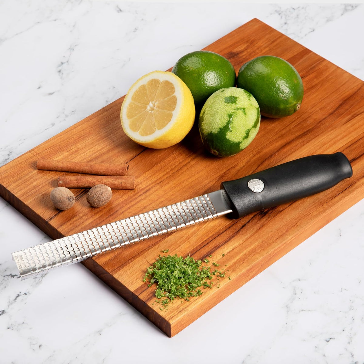 Rasp Grater - Premium Stainless Steel Zester & Grater for Citrus, Garlic, Ginger, Chocolate & Hard Cheese - Comfort Grip Handle, Dishwasher Safe, Fine Etched Teeth for Effortless Shavings
