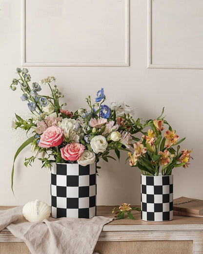 Checkered Kitchen Utensil Holder - 7.2" Ceramic Utensil Crock for Countertop, Kitchen Decor and Accessories for counte (Black)