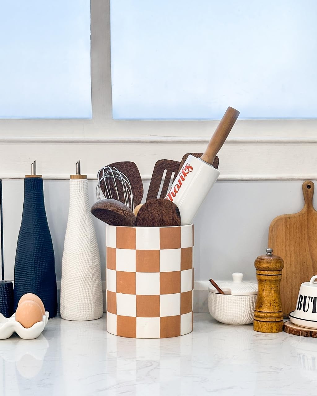 Checkered Kitchen Utensil Holder - 7.2" Ceramic Utensil Crock for Countertop, Kitchen Decor and Accessories for counte (Black)