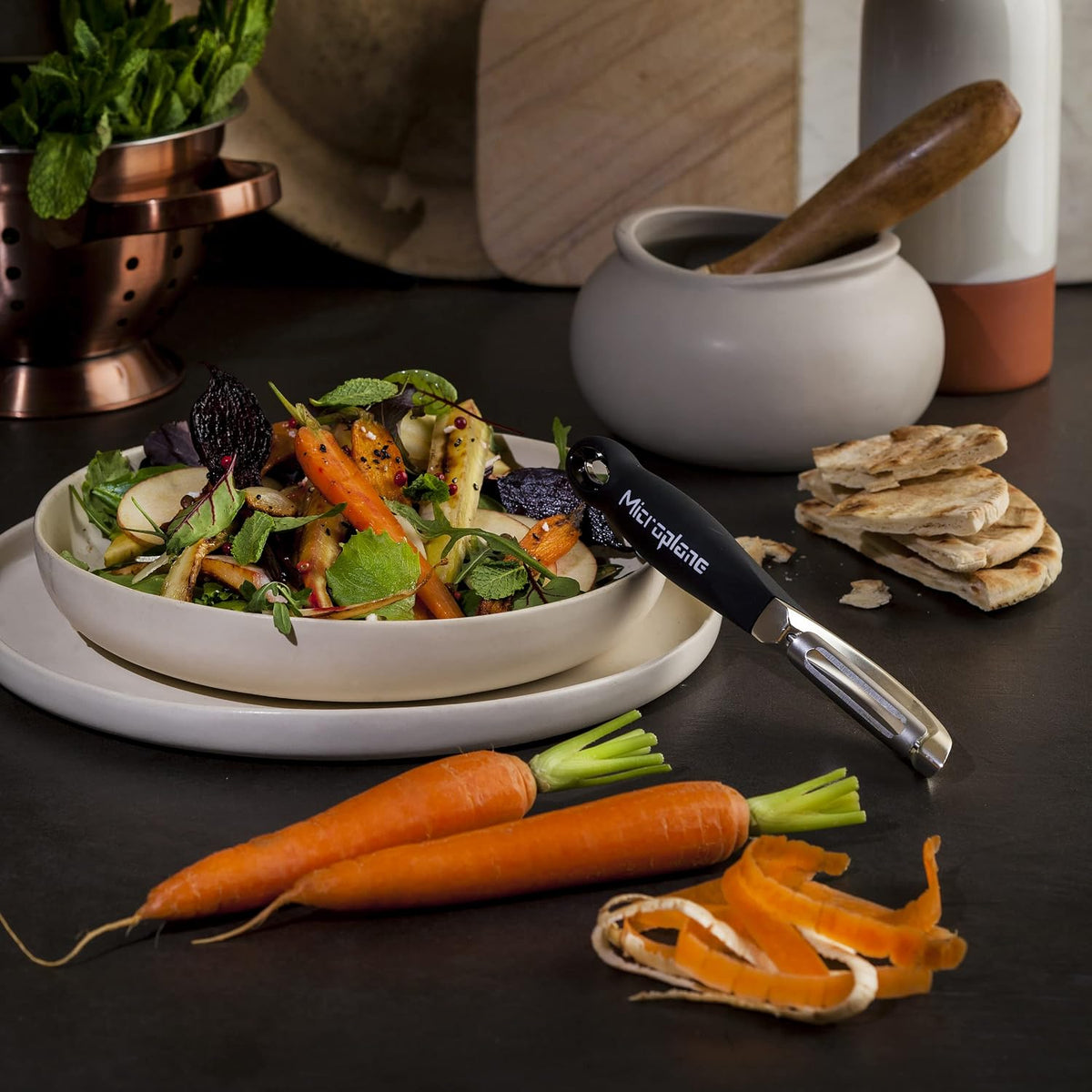 Stainless Steel Professional Swivel Peeler, Sharp Blade for Effortless Peeling of Hard Fruits and Vegetables, Kitchen Peeler for Home Cooks and Professional Chefs