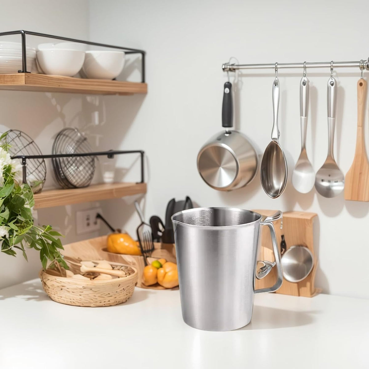16oz Stainless Steel Measuring Cup with Handle, 500ML