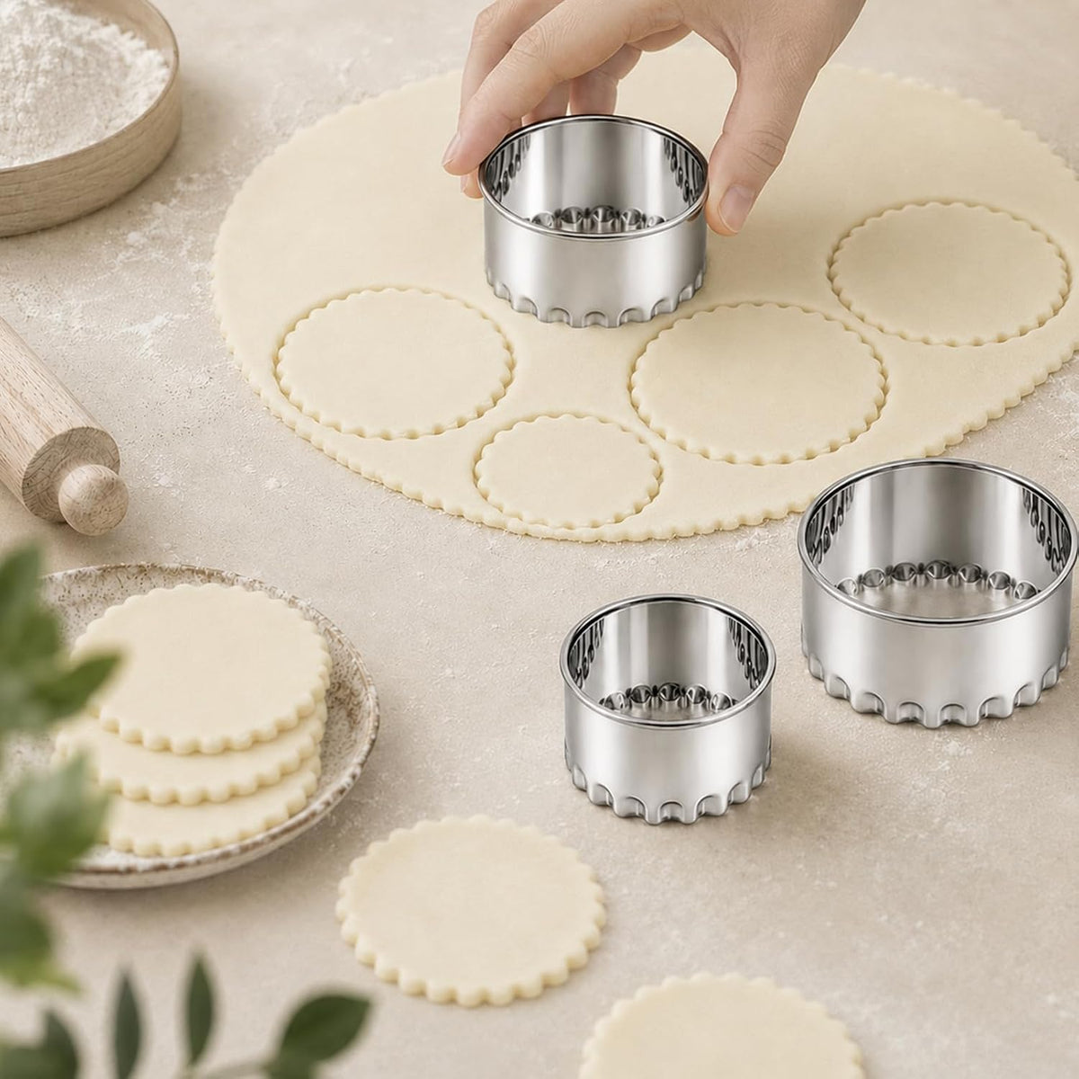 Biscuit Cutters Set, Round Cookie Cutters, Stainless Steel Dumpling Cutters,Cake Pastry Cutters,Scone Cutters Molds for Cooking Baking (3Pcs, Plain Edge)