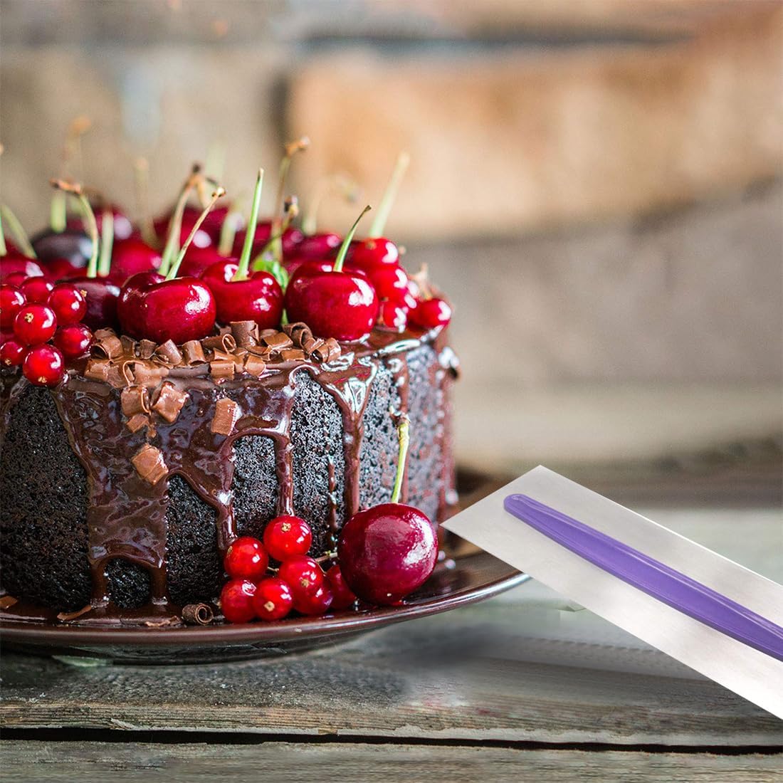 Stainless Steel Cake Scraper Metal Icing Smoother Polisher Cake Decorating Comb Cake Pastry Cutter for Cake Decorating with a Purple Handle 9 Inches