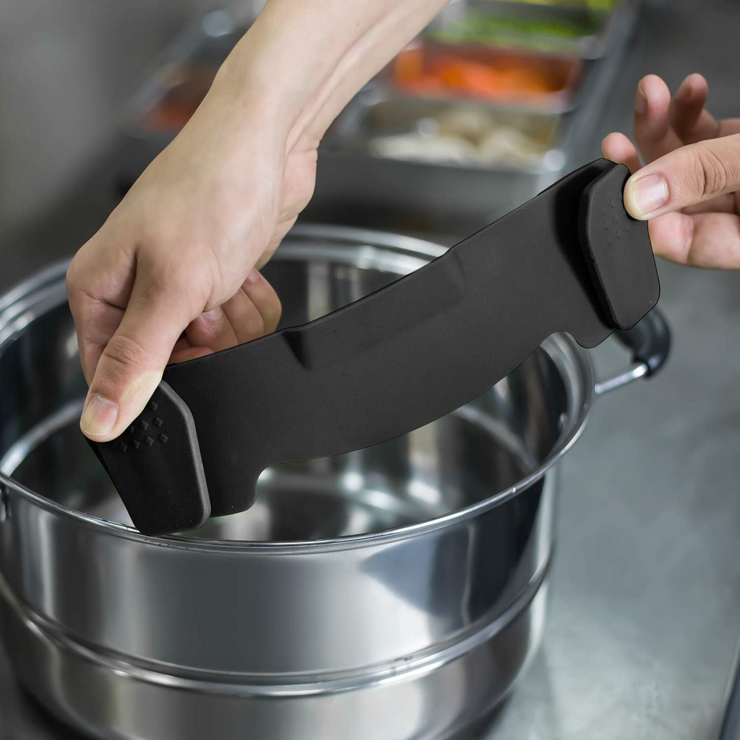 Clip On Strainer Silicone for Pots, Standard 8.86 x 3.55in, Purple | Food-grade BPA-free, Fits Pots Pans Bowls, Dishwasher Safe, for Pasta Noodles Vegetable Fruits, Space-saving Kitchen Gadget