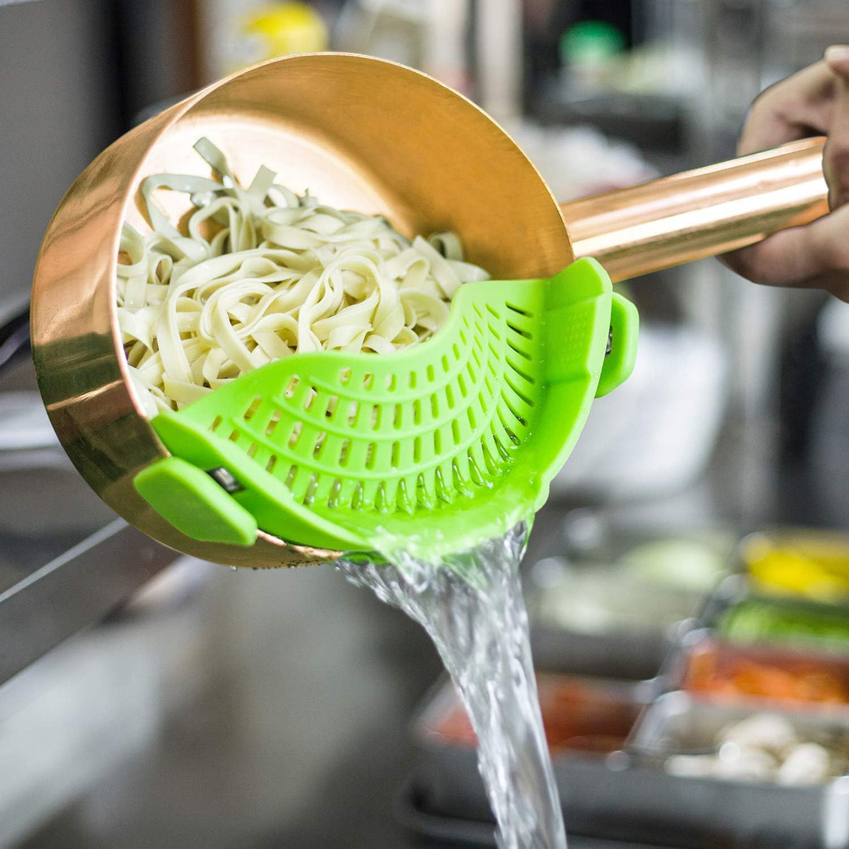 Clip On Strainer Silicone for Pots, Standard 8.86 x 3.55in, Purple | Food-grade BPA-free, Fits Pots Pans Bowls, Dishwasher Safe, for Pasta Noodles Vegetable Fruits, Space-saving Kitchen Gadget