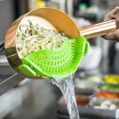 Clip On Strainer Silicone for Pots, Standard 8.86 x 3.55in, Purple | Food-grade BPA-free, Fits Pots Pans Bowls, Dishwasher Safe, for Pasta Noodles Vegetable Fruits, Space-saving Kitchen Gadget