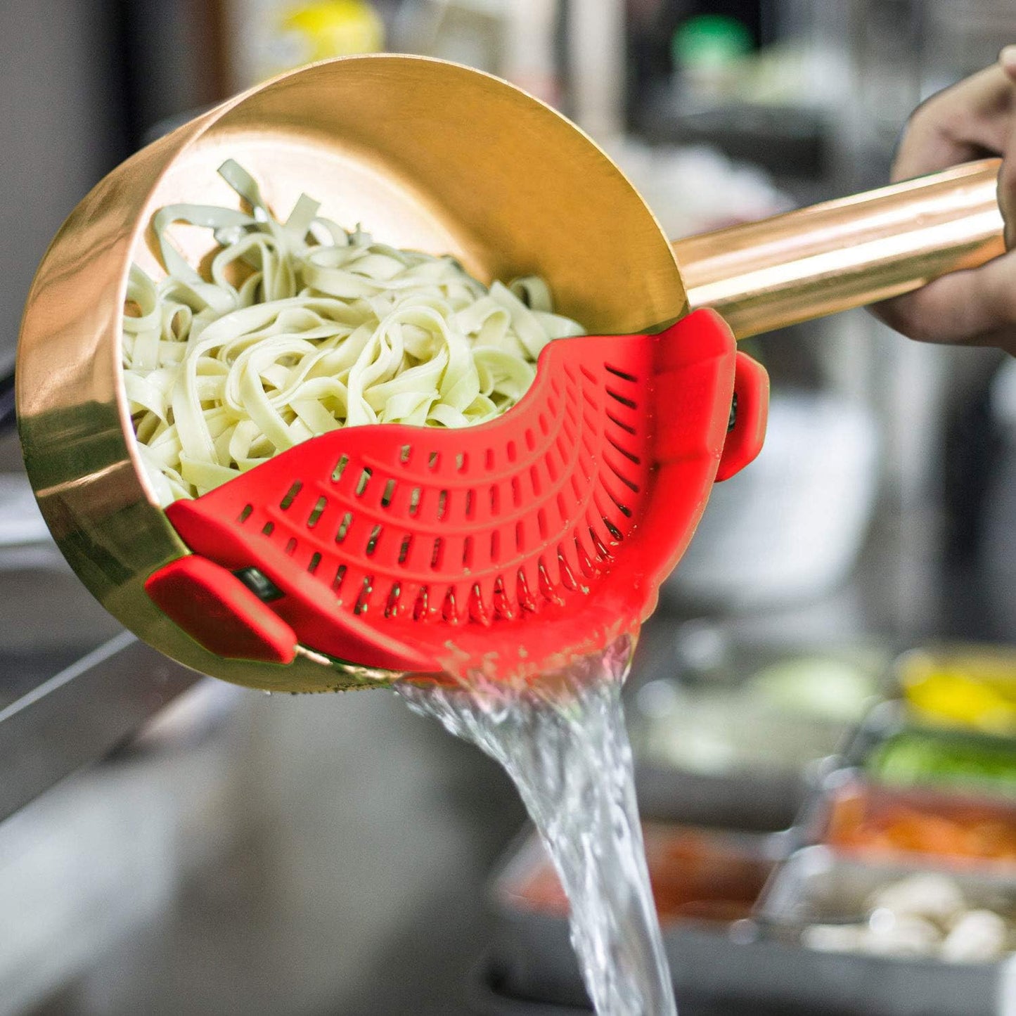 Clip On Strainer Silicone for Pots, Standard 8.86 x 3.55in, Purple | Food-grade BPA-free, Fits Pots Pans Bowls, Dishwasher Safe, for Pasta Noodles Vegetable Fruits, Space-saving Kitchen Gadget