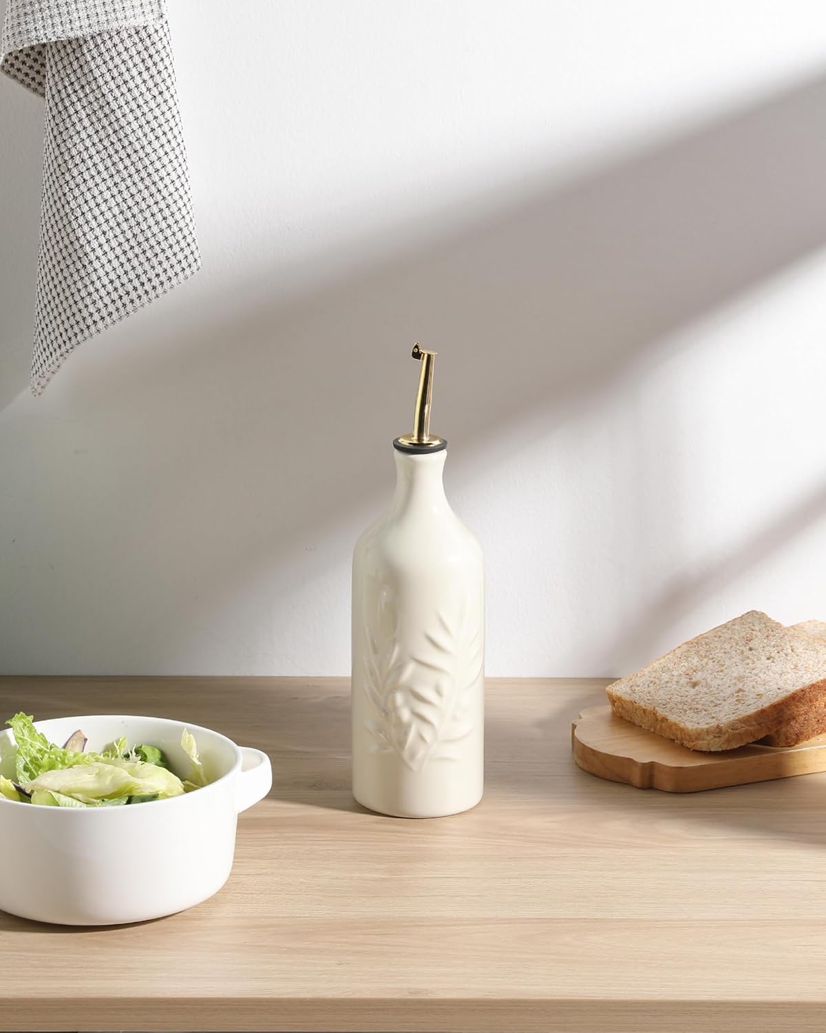 Sweejar Ceramic Olive Oil Dispenser Bottle, 20 Oz Relief Opaque Oil Cruet Protects Oil To Reduce Oxidation, Suitable for Storage Oil, Vinegar, Soy Sauce, Coffee Syrup, Liquids, Set of 1 (Beige)