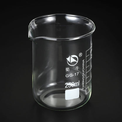 5ml Low Form Glass Beaker, 3.3 Borosilicate Glass Graduated Printed Scale Measuring Cups with Spout for Kitchen Lab Liquids Transit Boiling
