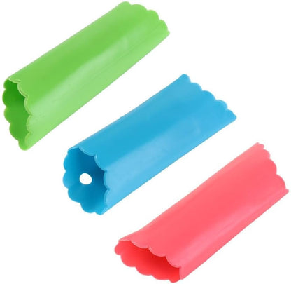 Garlic Skin Remover Safety Garlic Roller Tube with Hole Silicone Portable Garlic Peeling Press(Pink)