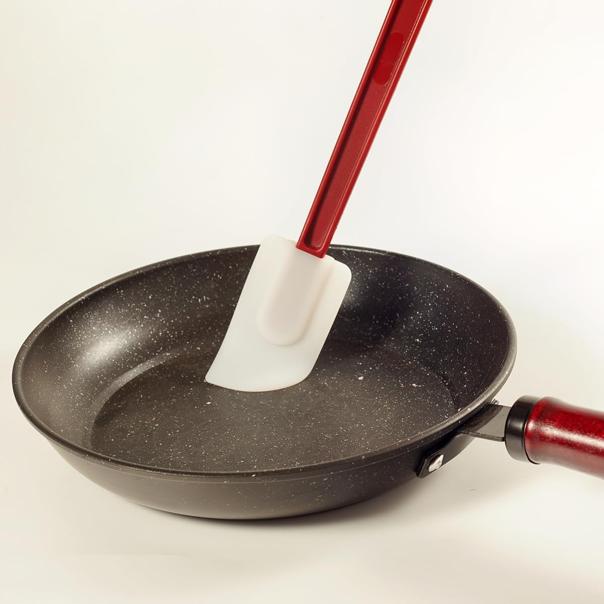 Flexible Rubber Spatulas, Silicone Spatula Set, Soft Rubber Spatula Scraper 9.5 Inches, Commercial Spatula, Silicone Scraper Spatula,Spatulas Set Resistant to 500℉ (2 Scrapers 9.5")