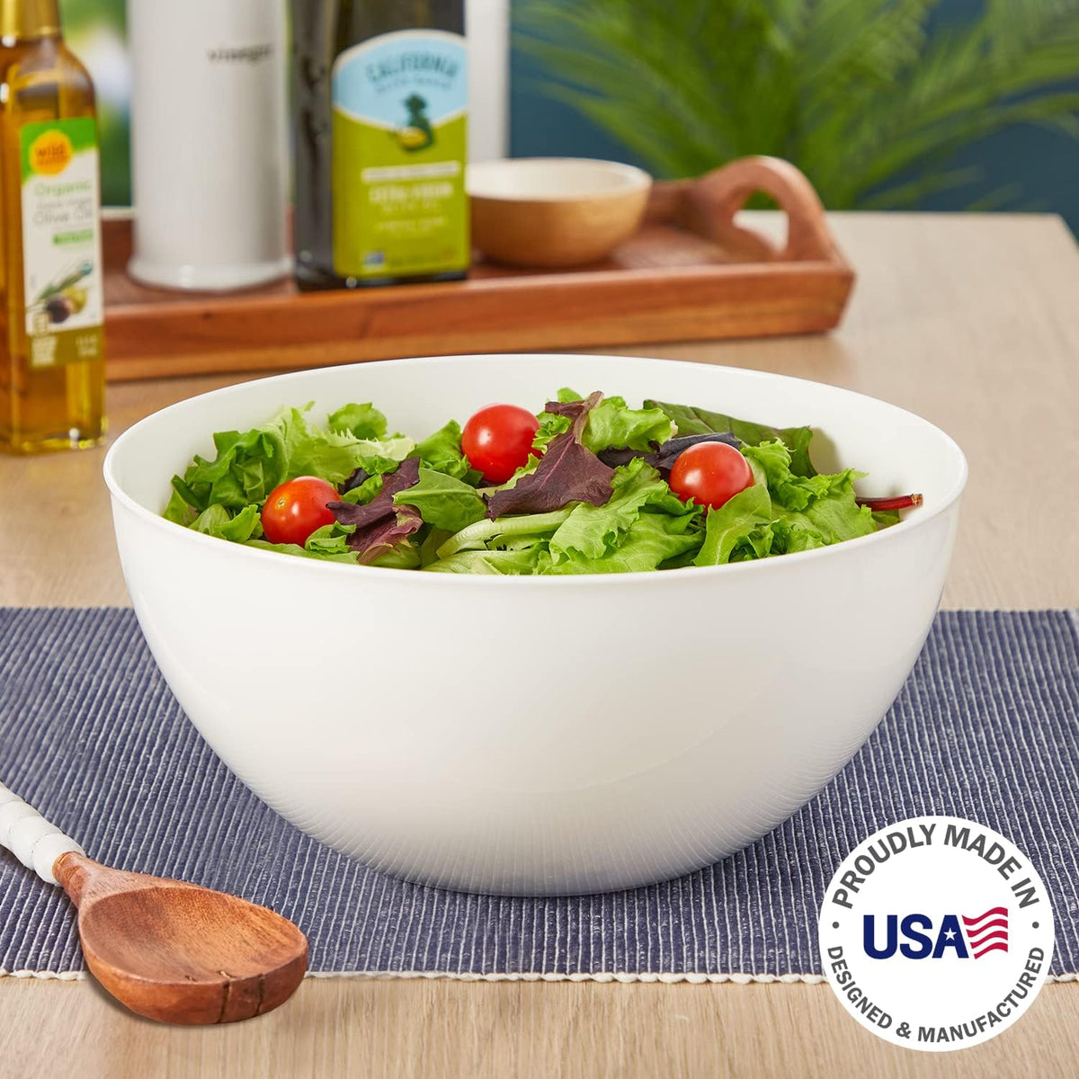 Vista Clear Plastic Salad and Serving 10-inch Bowls | set of 3 | Reusable, BPA-free, Made in the USA | 135 oz. capacity