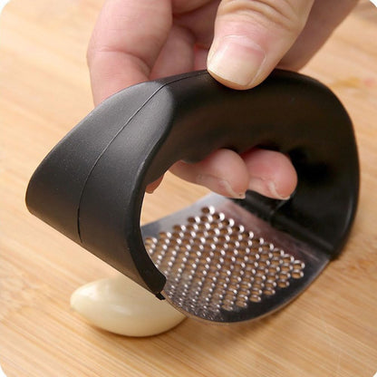 Stainless Steel Garlic Press Rocker, Garlic Press Garlic Crusher Kitchen Garlic Rocker, Easy Squeeze and Clean
